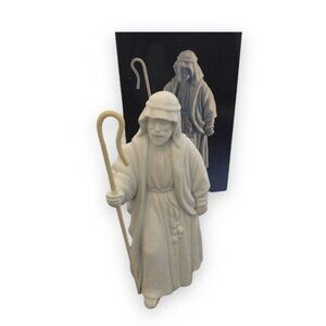 Vintage Avon Nativity Collectibles Porcelain The Shepherd With Box 1981